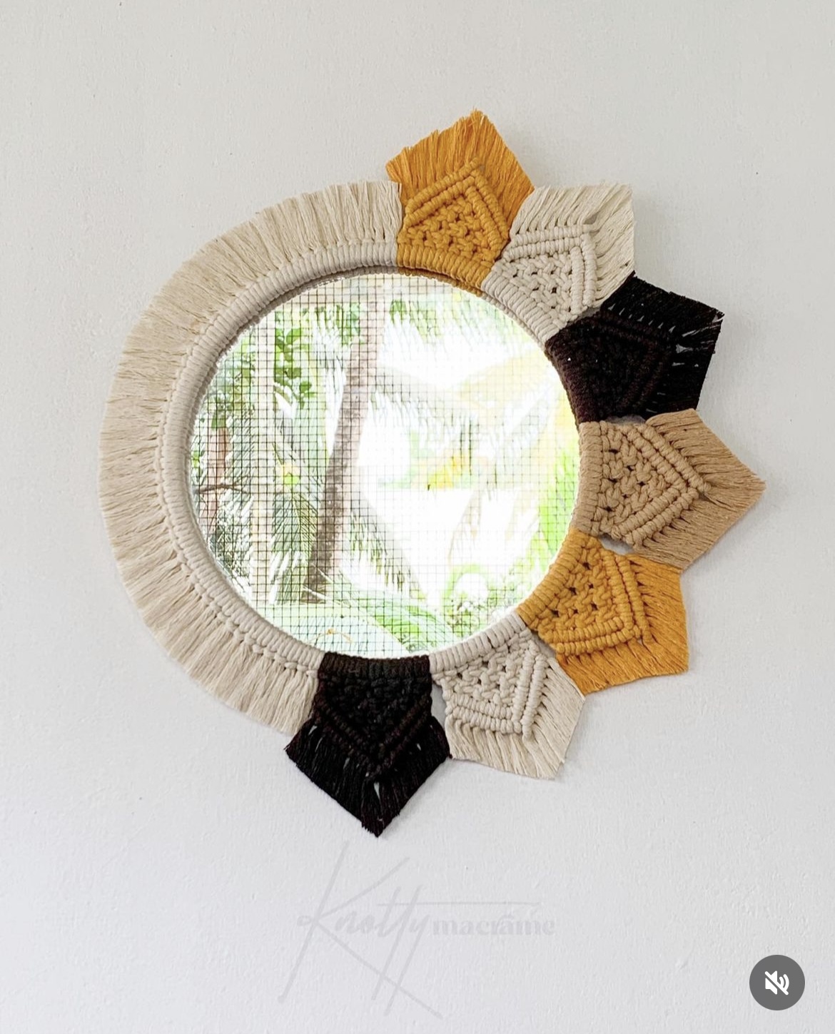 Macrame Mirror 4 clr -knotty macrame